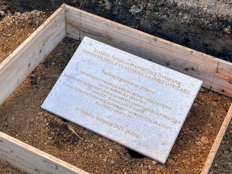 POLAGANJE KAMENA TEMELJCA ZA IZGRADNJU SPORTSKE DVORANE